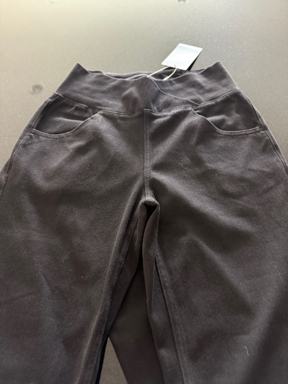 HALARA - Picture 3 of 10